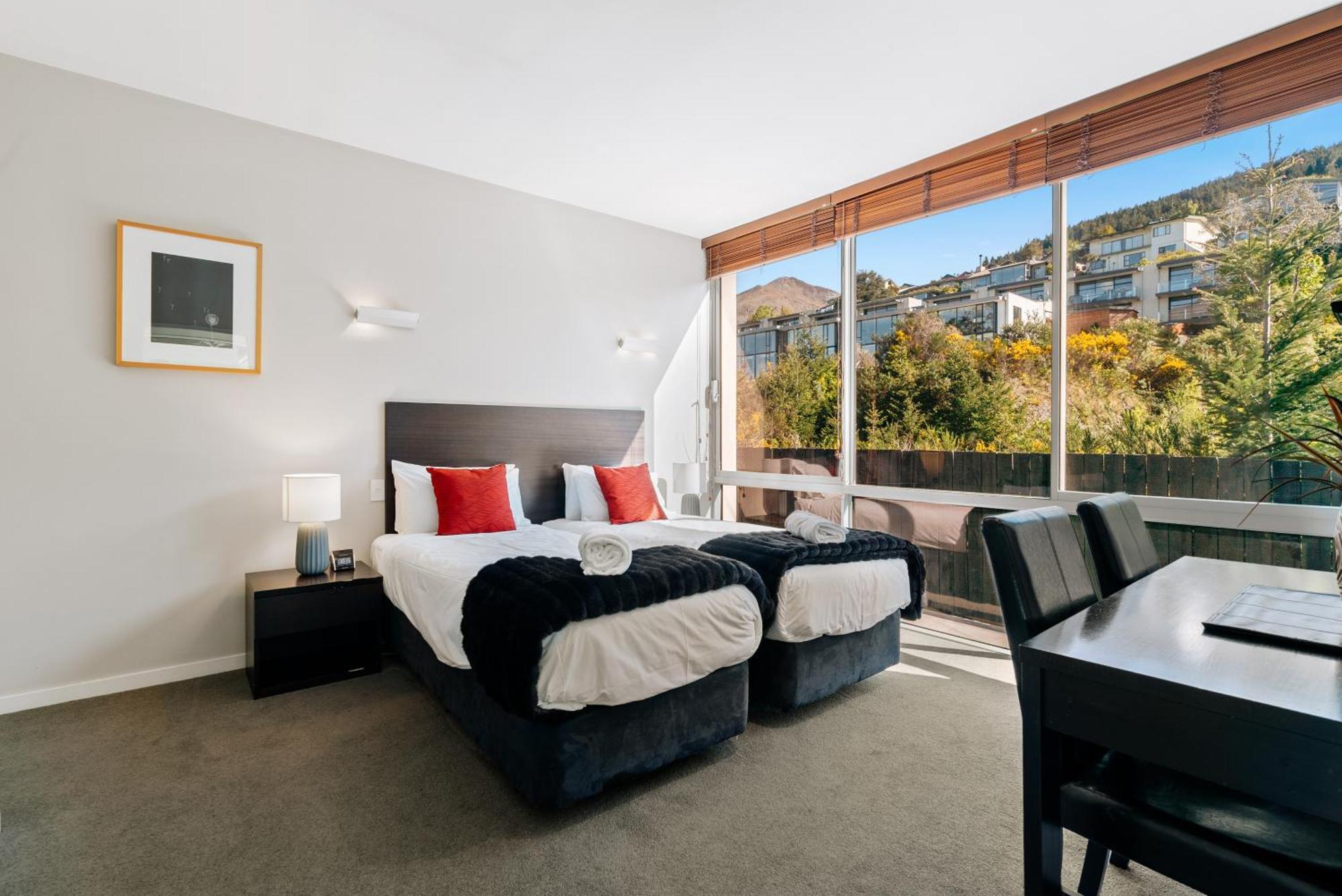 Modern Executive Living In Pounamu Queenstown Zewnętrze zdjęcie