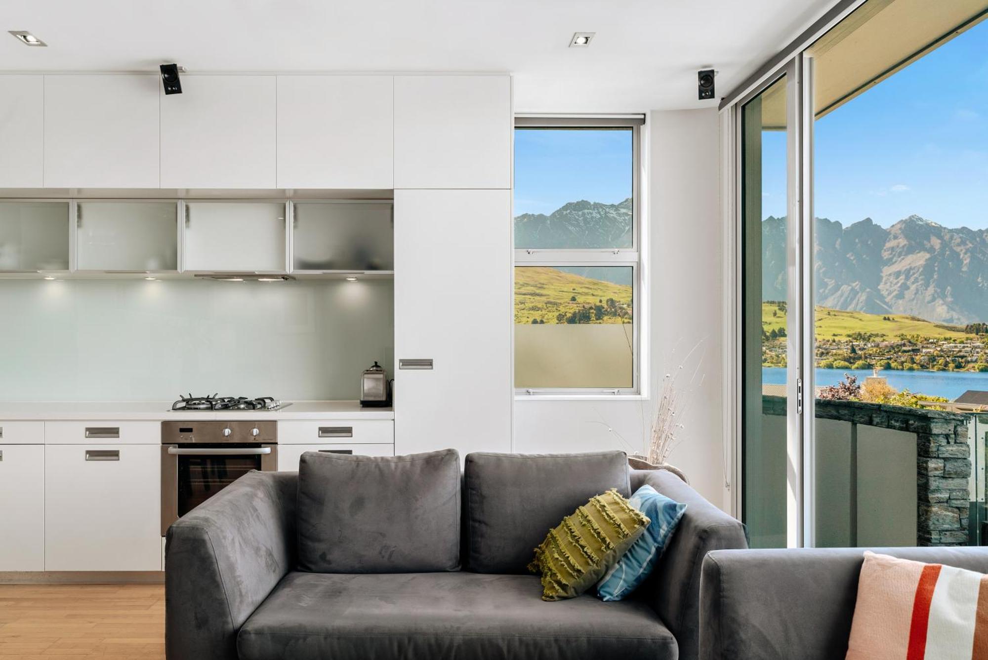 Modern Executive Living In Pounamu Queenstown Zewnętrze zdjęcie